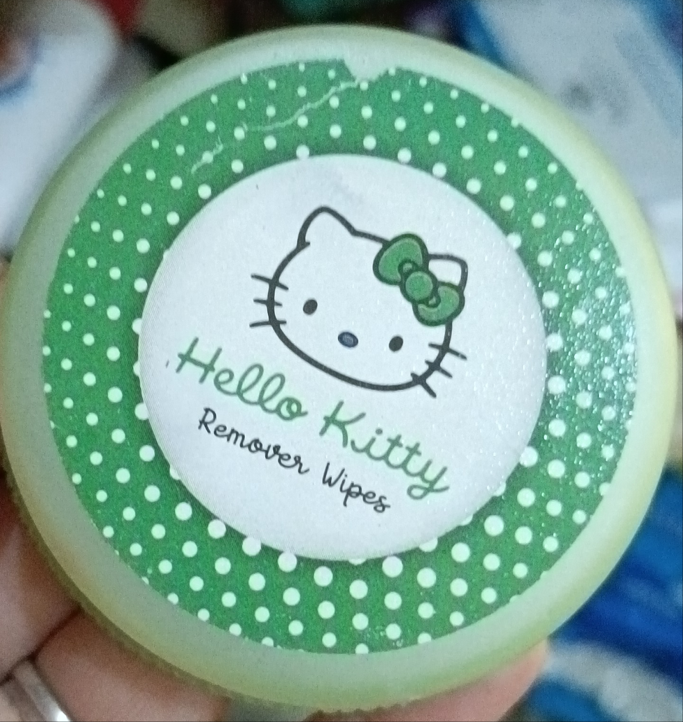 Hello Kitty nail remover wipes